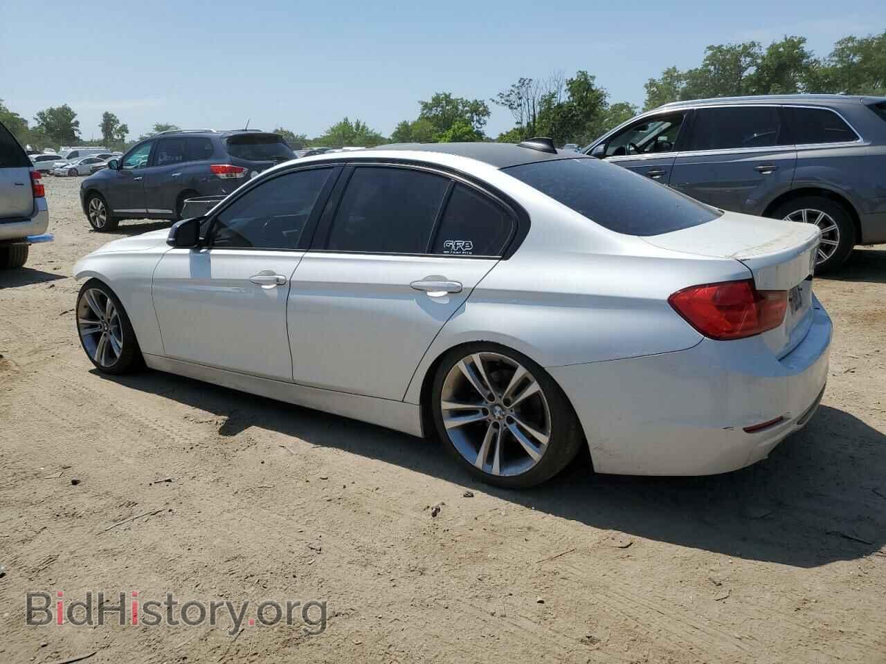 2013 BMW 3 SERIES - VIN: WBA3A5C58DF601848 - Фото 2