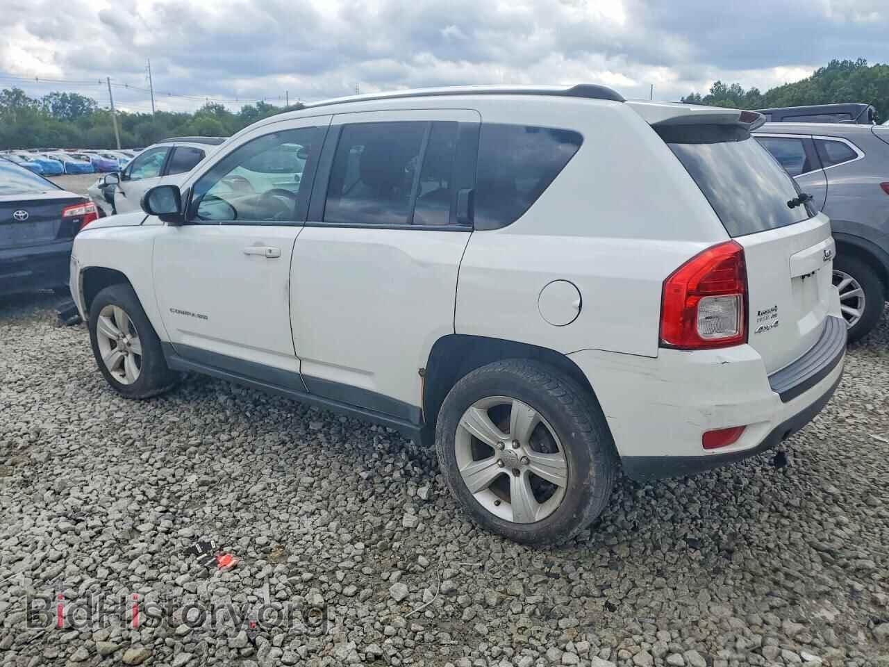 2011 JEEP COMPASS - VIN: 1J4NF1FB4BD216622 - Фото 2
