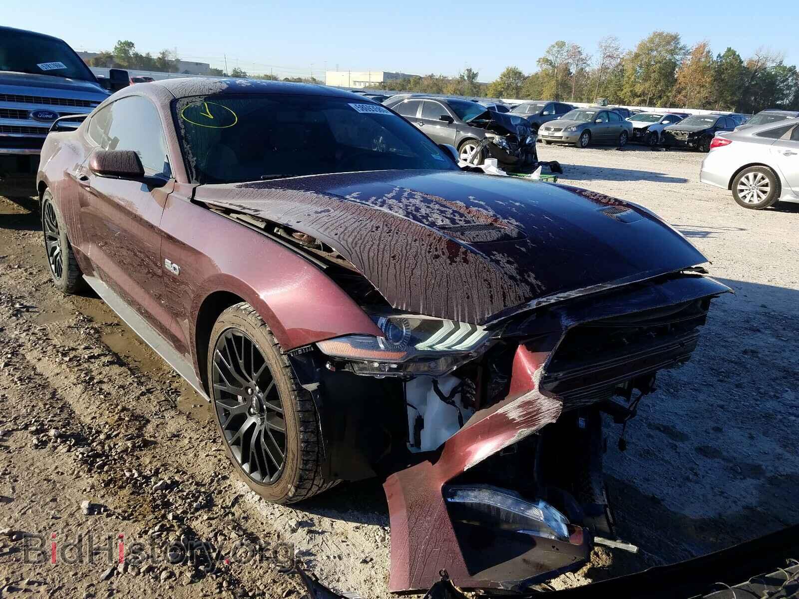 Photo 1FA6P8CF3J5184137 - FORD MUSTANG 2018