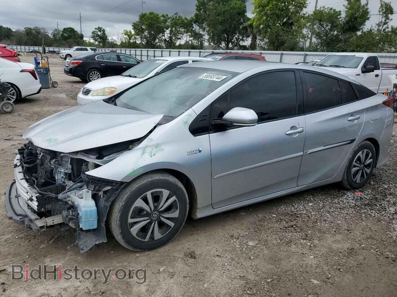 Photo JTDKARFP2H3053498 - TOYOTA PRIUS 2017