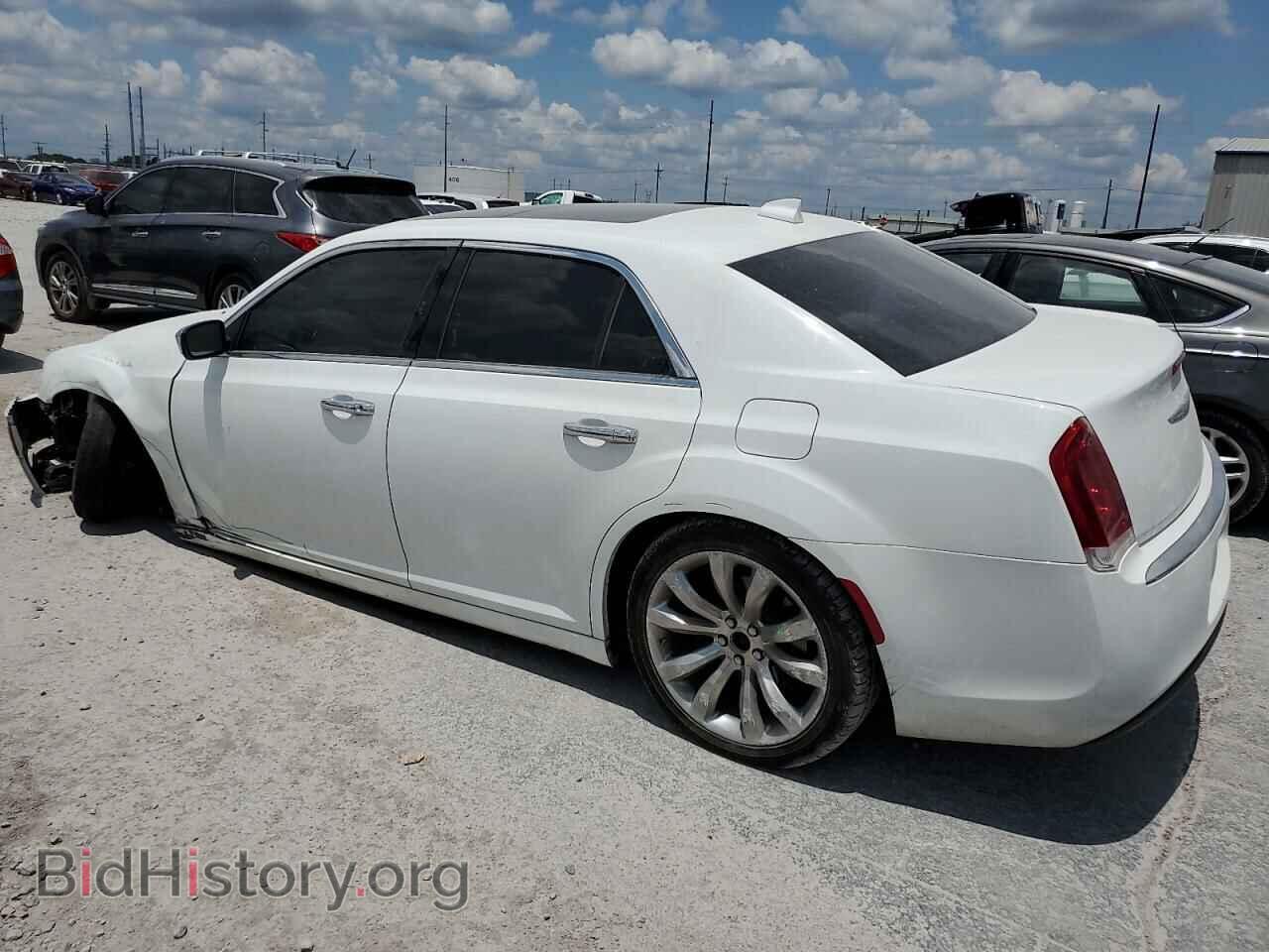 2017 CHRYSLER 300 - VIN: 2C3CCAET3HH541794 - Фото 2