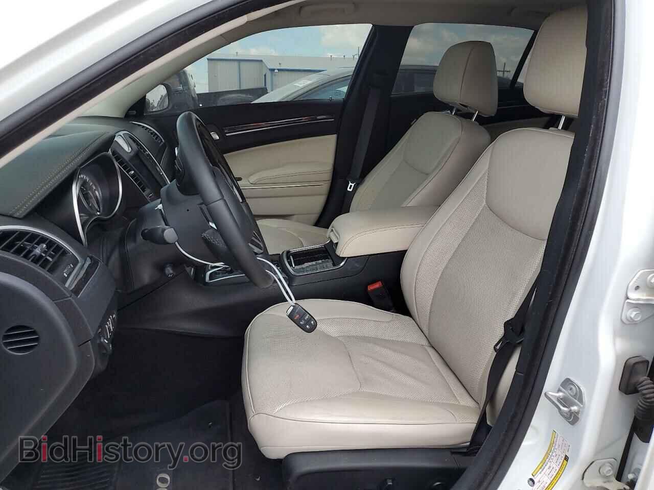 2017 CHRYSLER 300 - VIN: 2C3CCAET3HH541794 - Фото 7