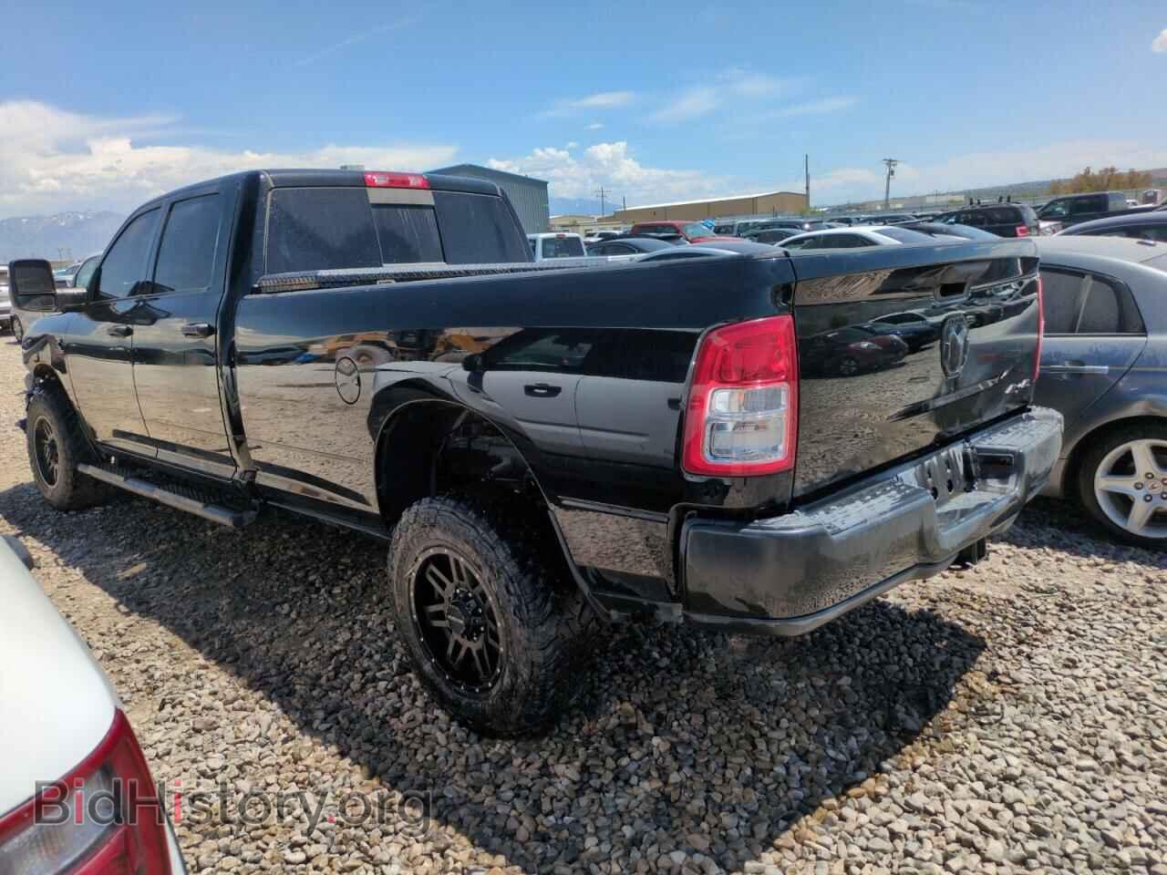 2024 RAM 2500 - VIN: 3C6UR5HLXRG209409 - Фото 2