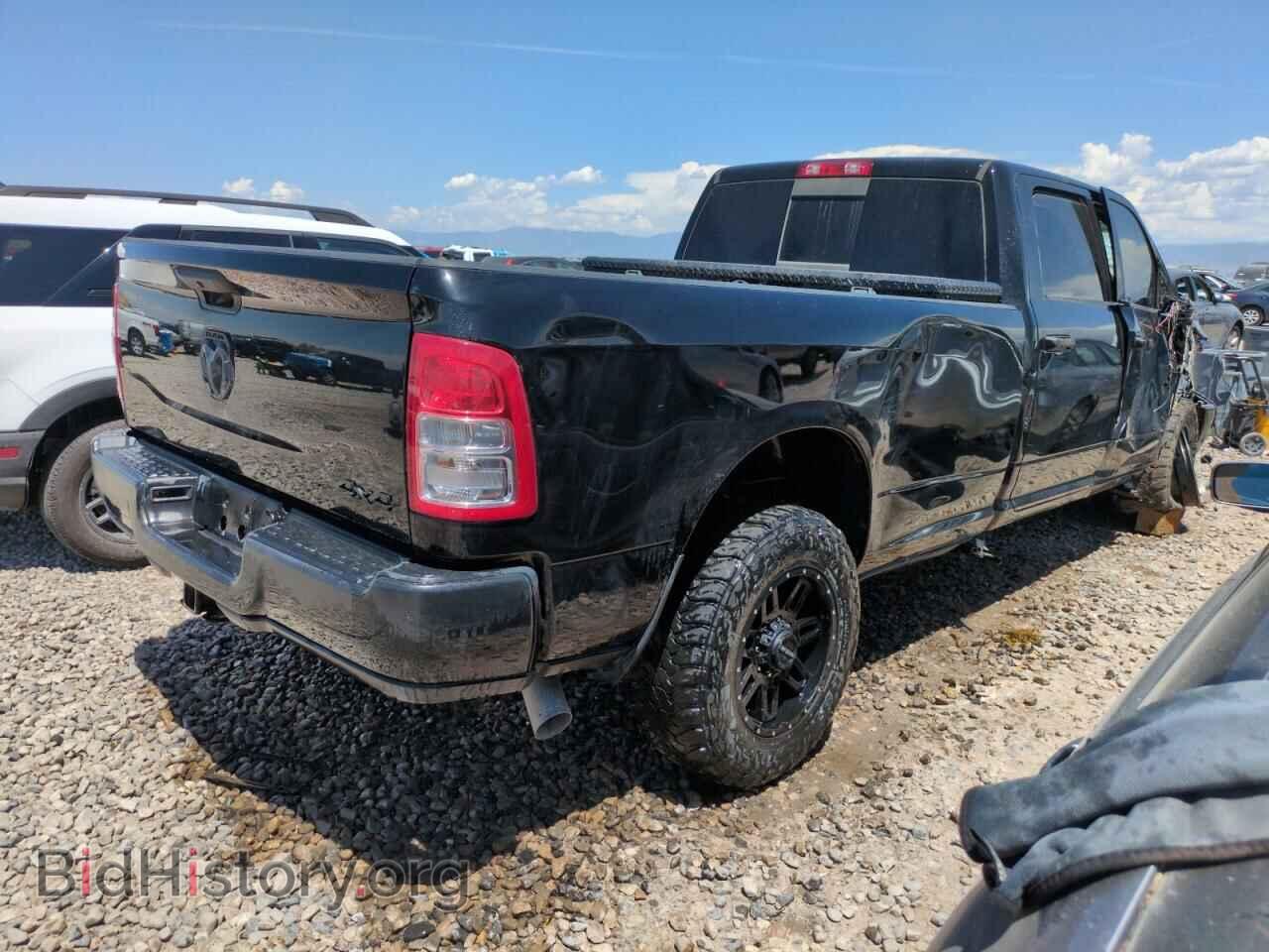 2024 RAM 2500 - VIN: 3C6UR5HLXRG209409 - Фото 3