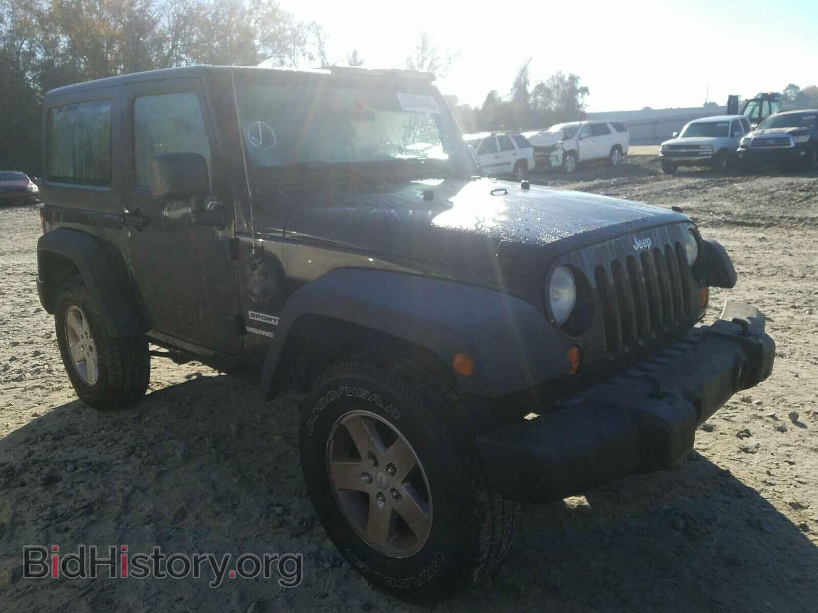 Фотография 1J4AA2D17BL640718 - JEEP WRANGLER 2011
