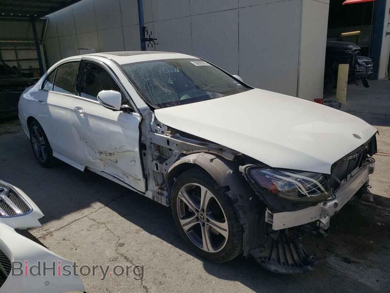 2018 MERCEDES-BENZ E-CLASS - VIN: WDDZF4JB0JA378821 - Фото 4