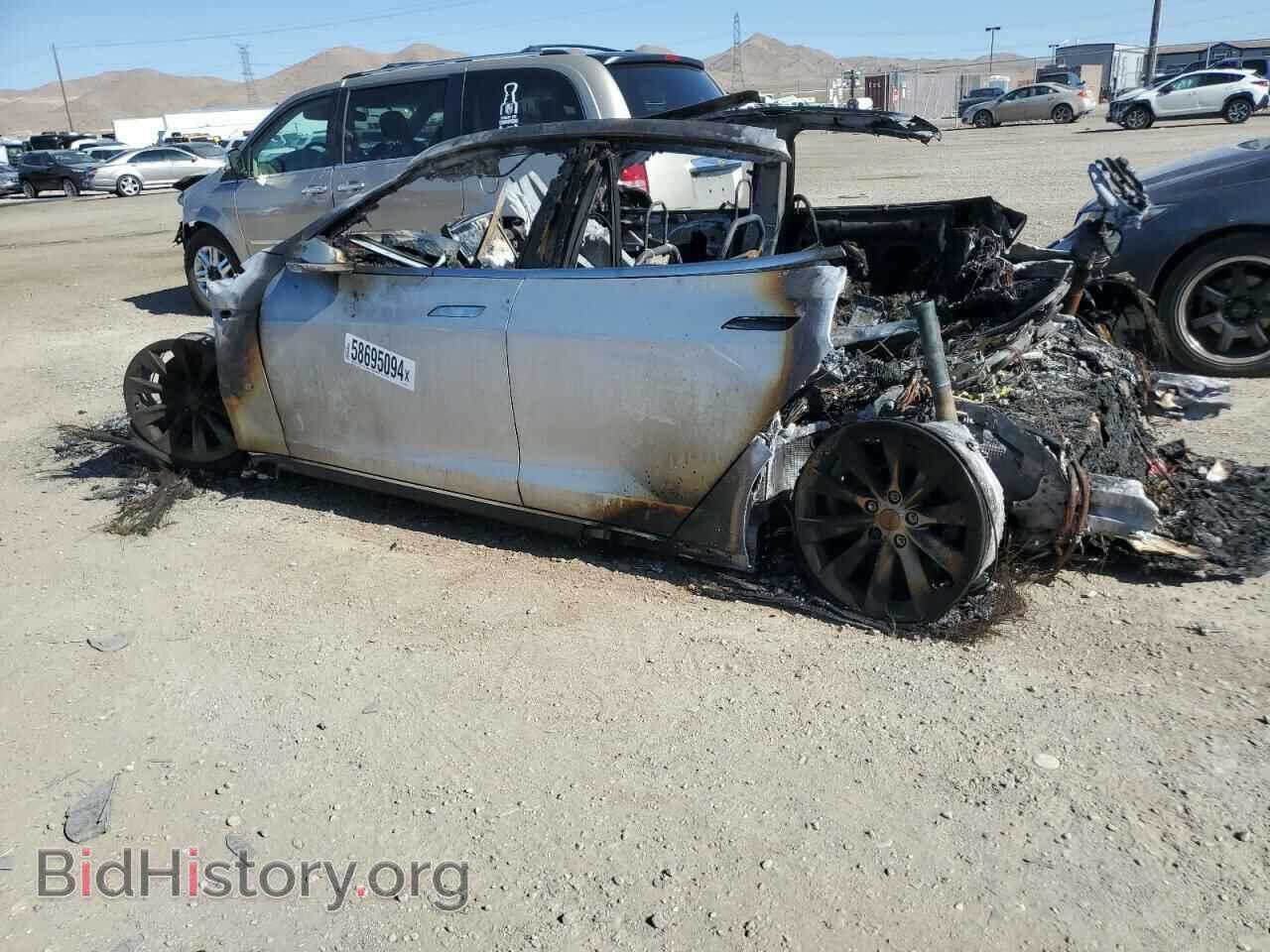2014 TESLA MODEL S - VIN: 5YJSA1H11EFP32235 - Фото 2