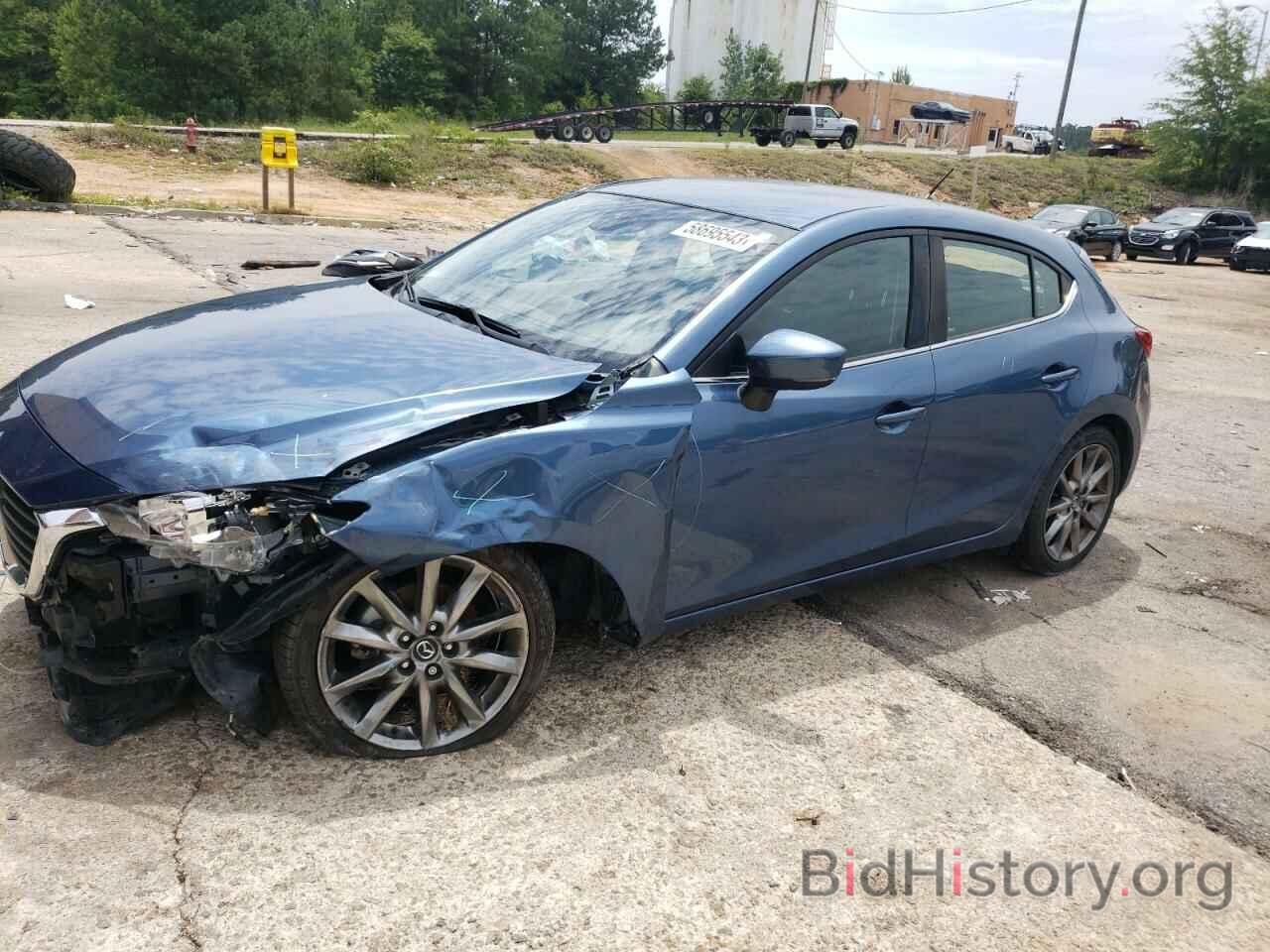 Photo 3MZBN1L37JM167537 - MAZDA 3 2018