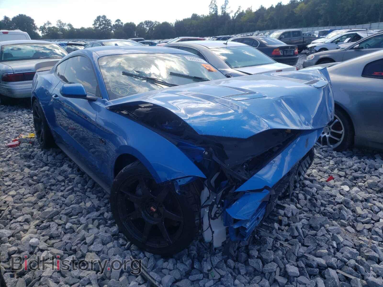 Photo 1FA6P8CF2L5166893 - FORD MUSTANG 2020