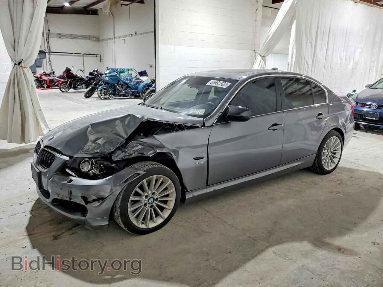 Фотография WBAPL33569A405654 - BMW 3 SERIES 2009