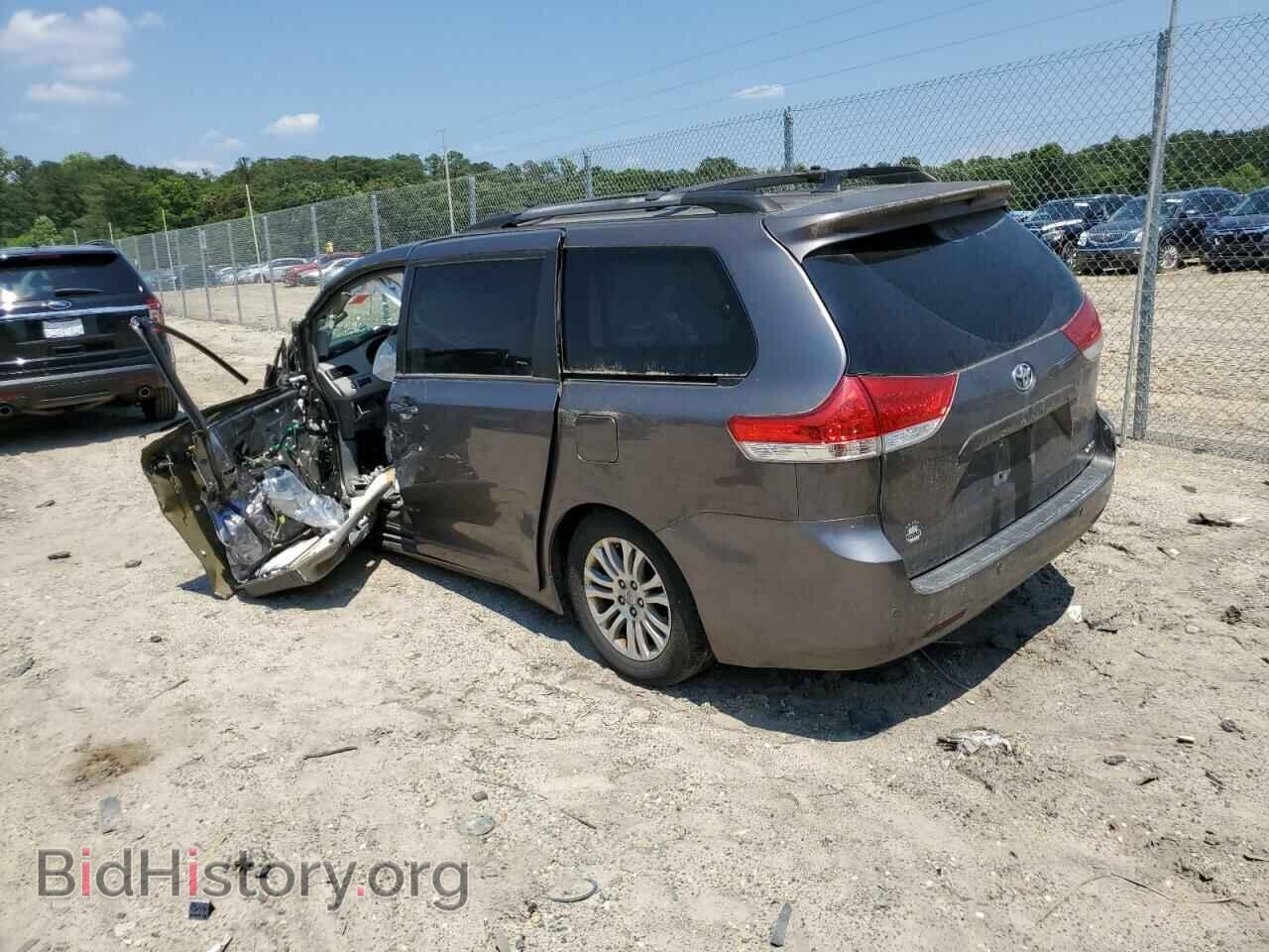 2011 TOYOTA All Models - VIN: 5TDYK3DC4BS169036 - Фото 2
