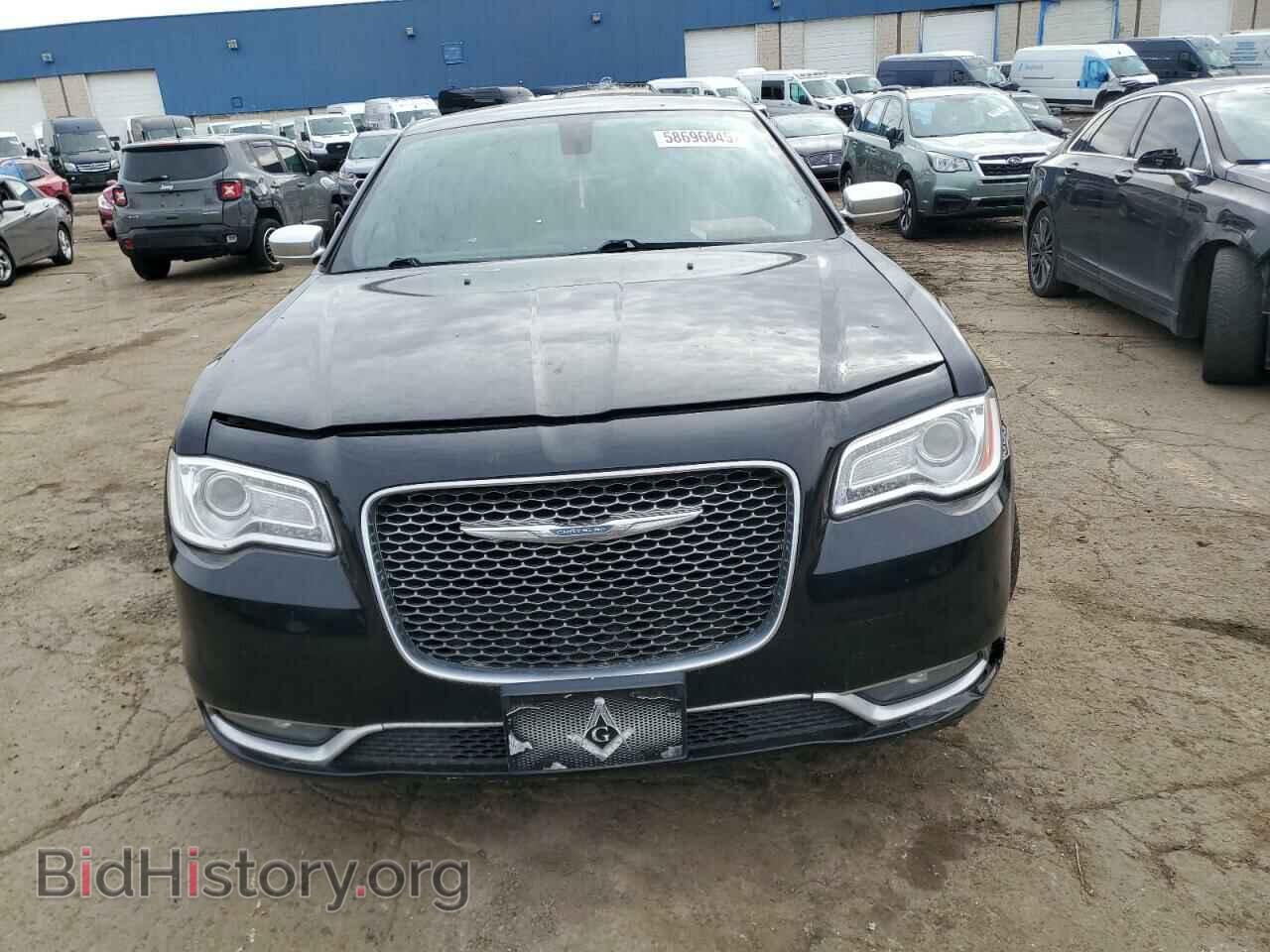2017 CHRYSLER 300 - VIN: 2C3CCASG7HH529901 - Фото 5