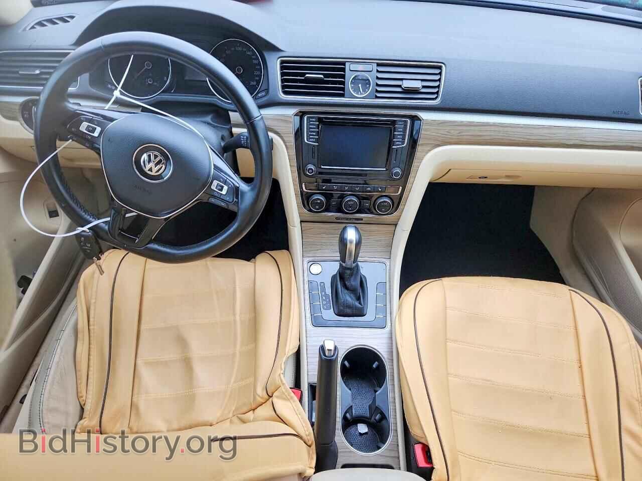 2016 VOLKSWAGEN PASSAT - VIN: 1VWCS7A38GC034606 - Фото 8