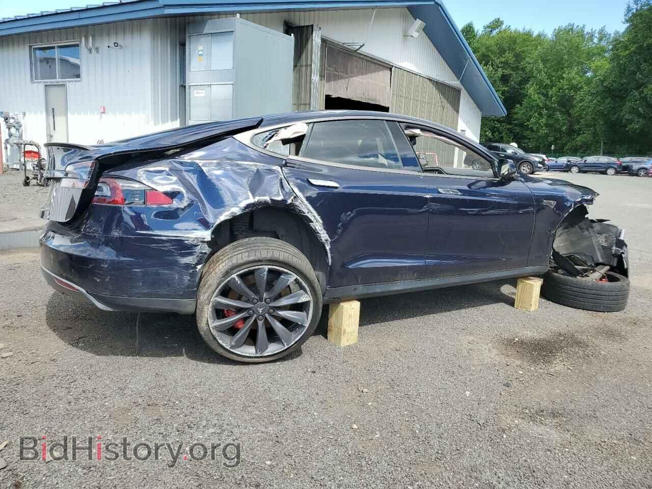 2014 TESLA MODEL S - VIN: 5YJSA1H11EFP28864 - Фото 3