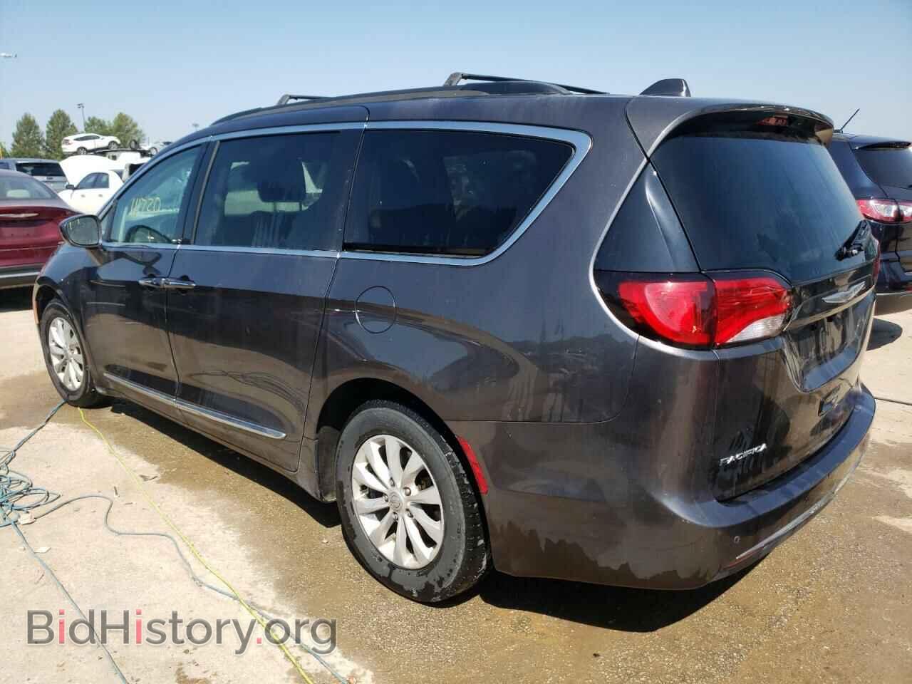 2017 CHRYSLER PACIFICA - VIN: 2C4RC1BG8HR759527 - Фото 2