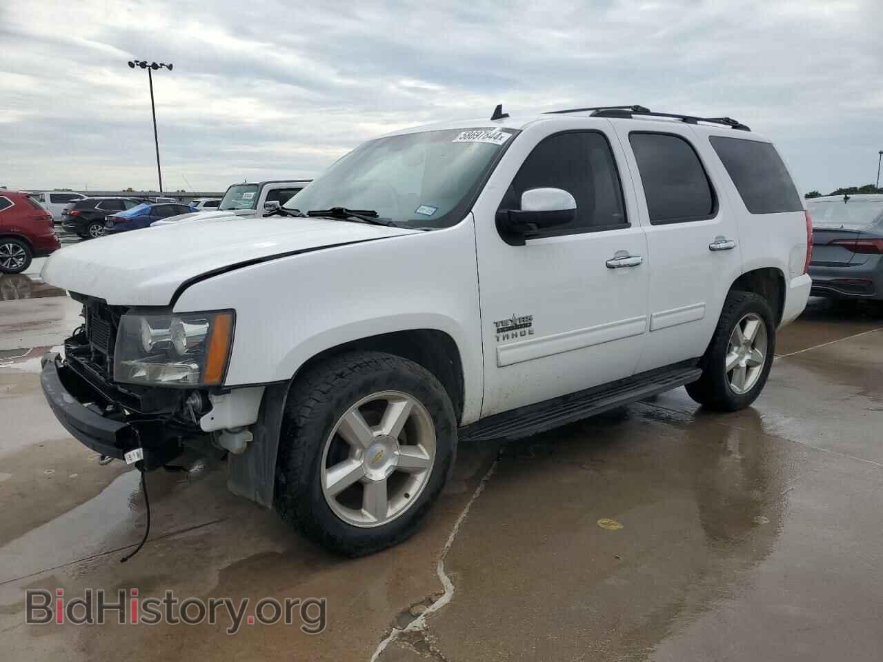Фотография 1GNSCAE09DR153340 - CHEVROLET TAHOE 2013