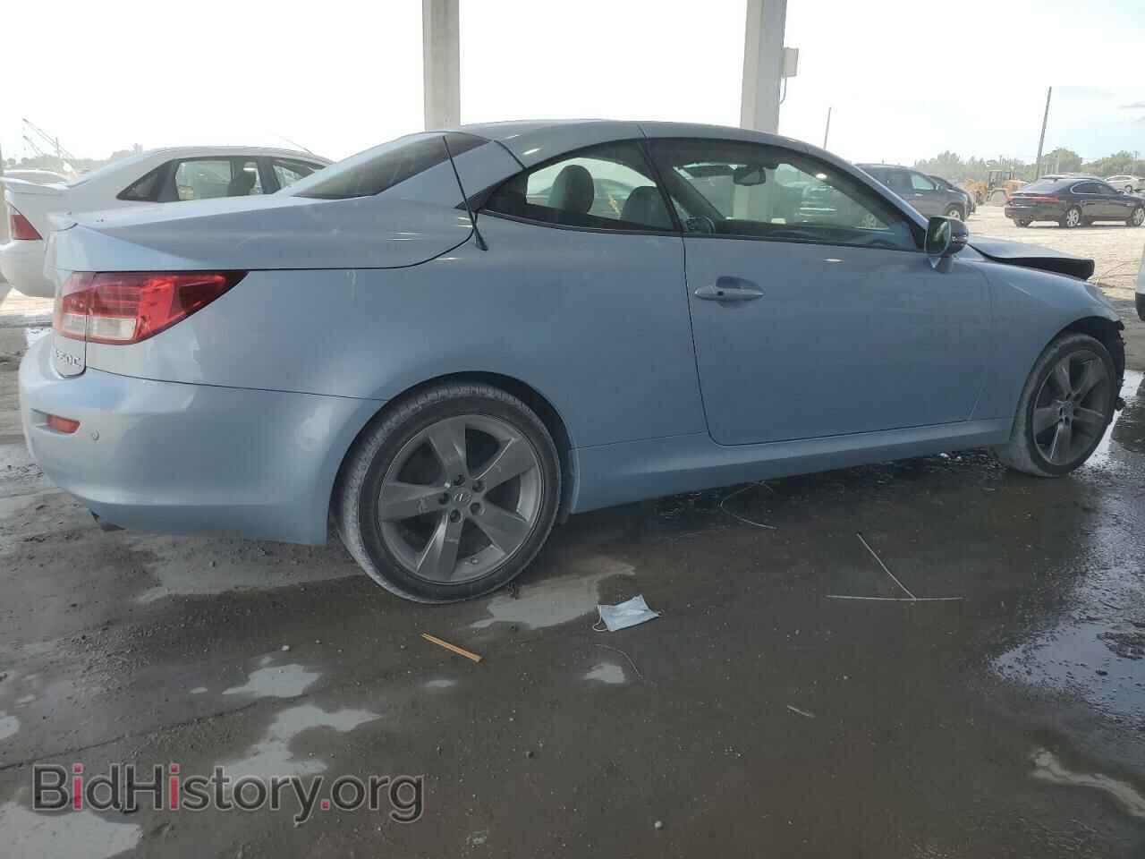 2011 LEXUS IS - VIN: JTHFE2C24B2506442 - Photo 3