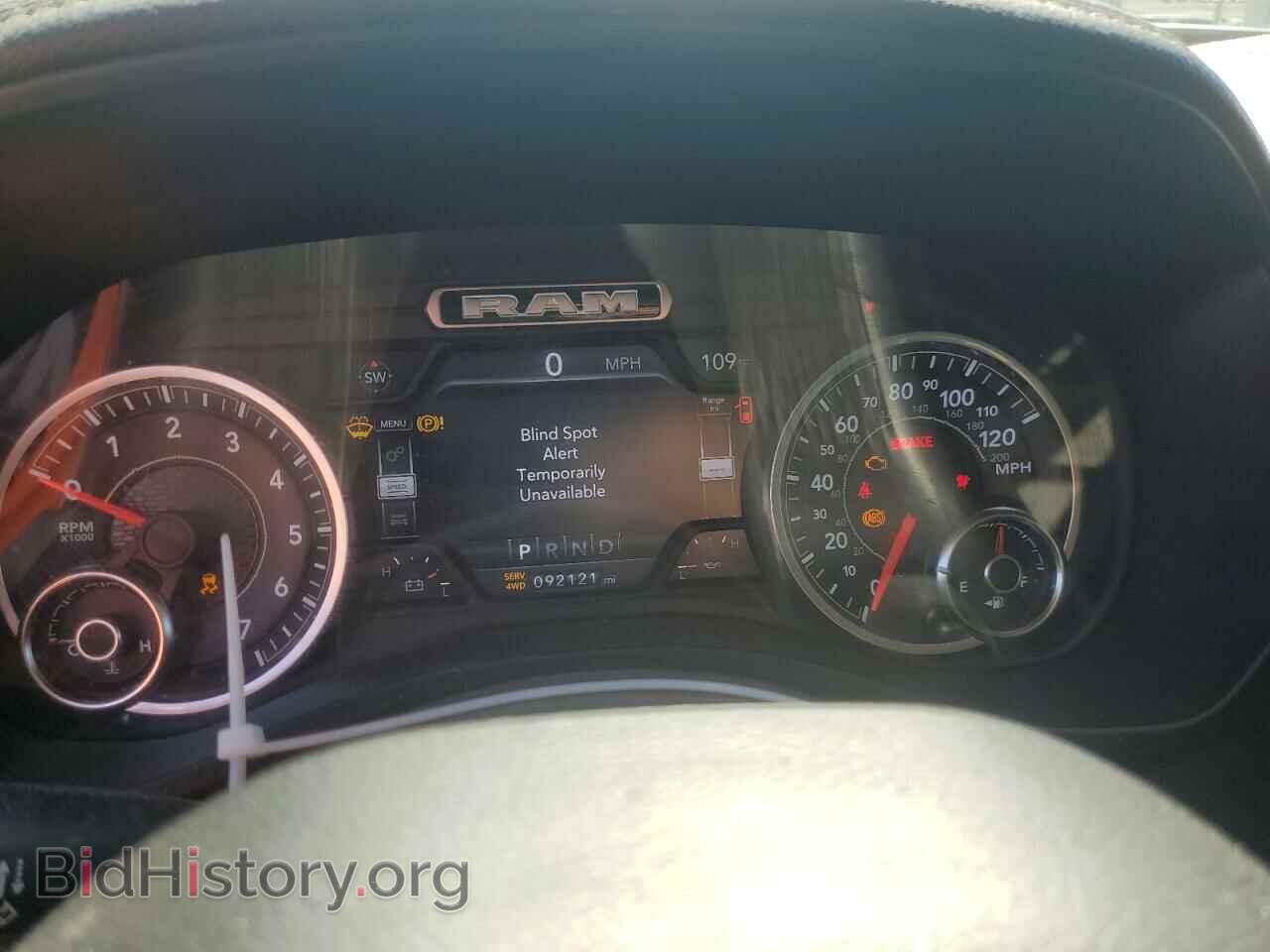 2019 RAM 1500 - VIN: 1C6SRFJT9KN658603 - Фото 9