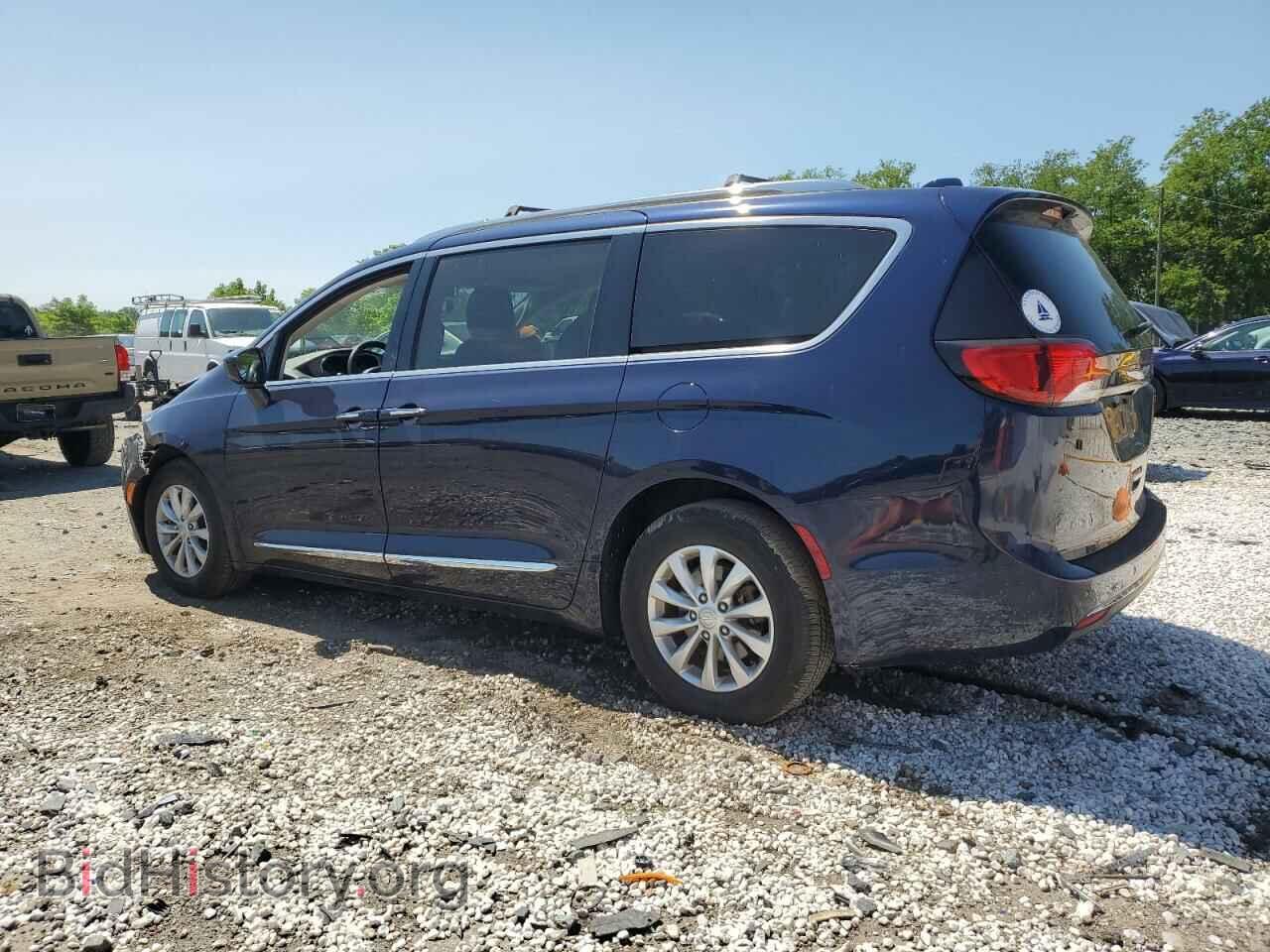2018 CHRYSLER PACIFICA - VIN: 2C4RC1BG5JR352786 - Фото 2