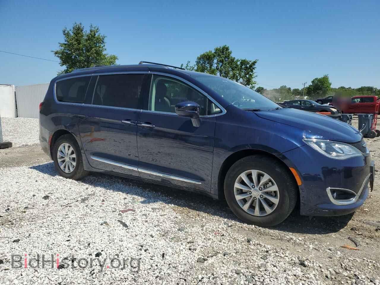 2018 CHRYSLER PACIFICA - VIN: 2C4RC1BG5JR352786 - Фото 4