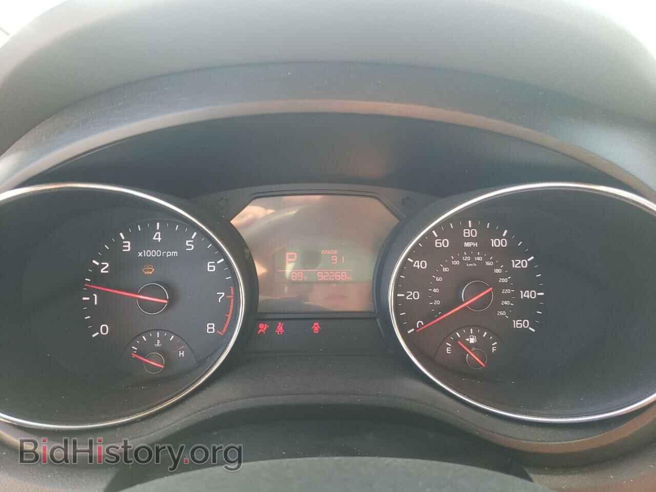 2016 KIA All Models - VIN: KNDMB5C17G6129096 - Фото 9