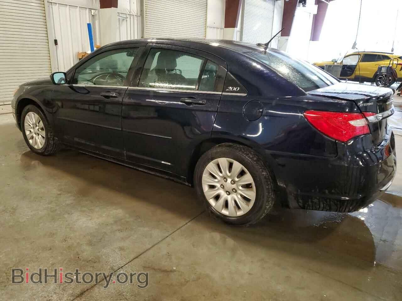 2011 CHRYSLER 200 - VIN: 1C3BC4FB0BN557873 - Фото 2