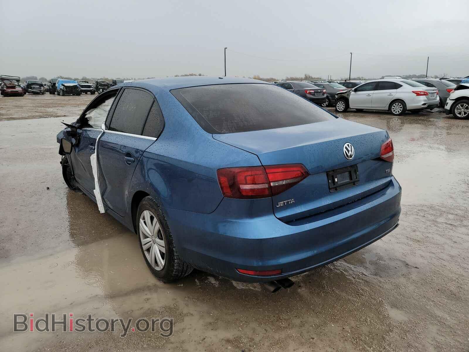 2017 VOLKSWAGEN JETTA - VIN: 3VW2B7AJ3HM408128 - Фото 3