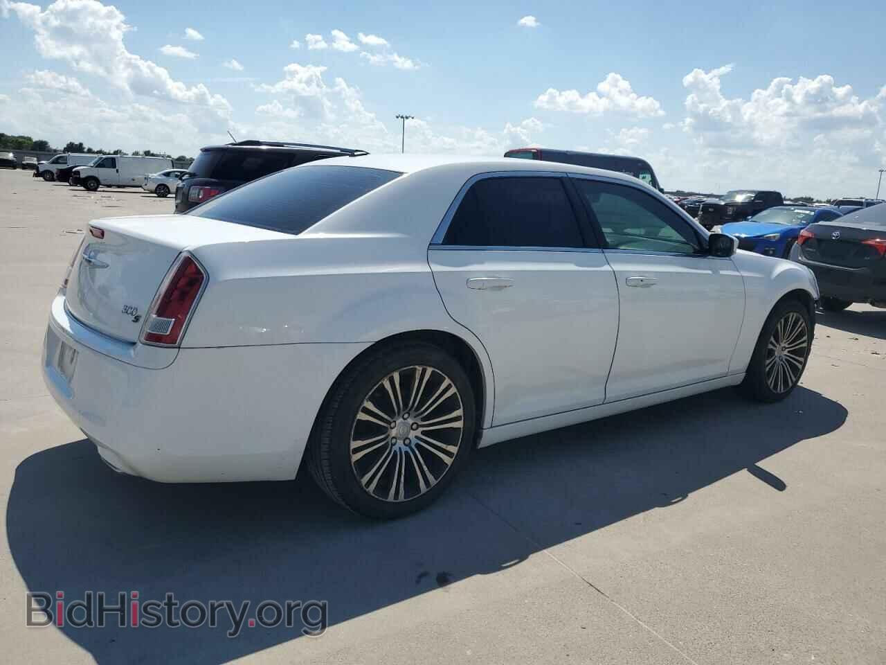 2012 CHRYSLER 300 - VIN: 2C3CCABG2CH140480 - Фото 3