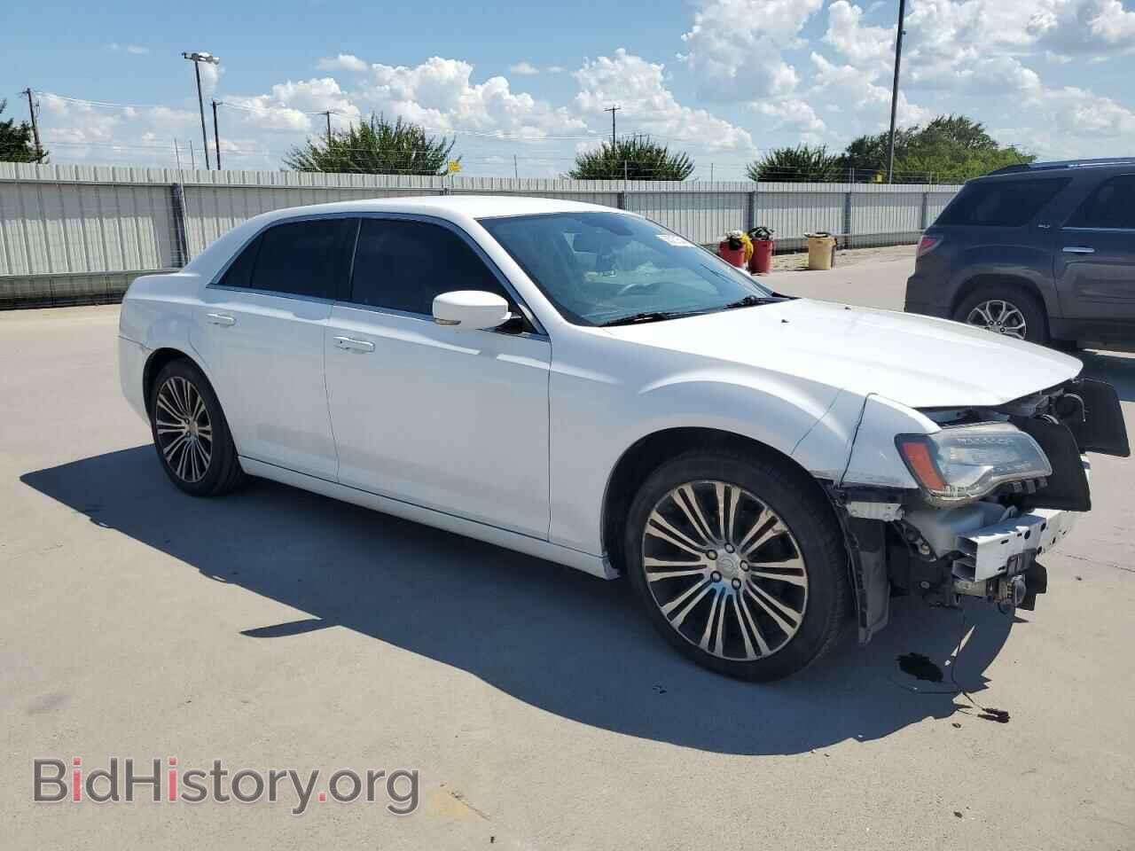 2012 CHRYSLER 300 - VIN: 2C3CCABG2CH140480 - Фото 4