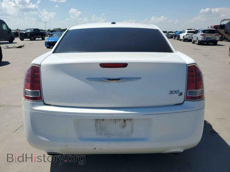 2012 Chrysler 300 (VIN 2C3CCABG2CH140480) — фото 6 из 13