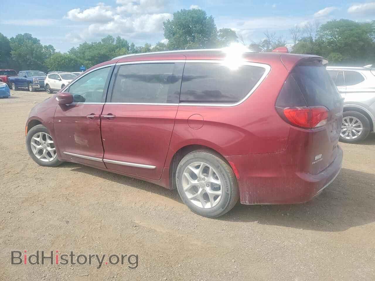 2017 CHRYSLER PACIFICA - VIN: 2C4RC1EG1HR584582 - Фото 2