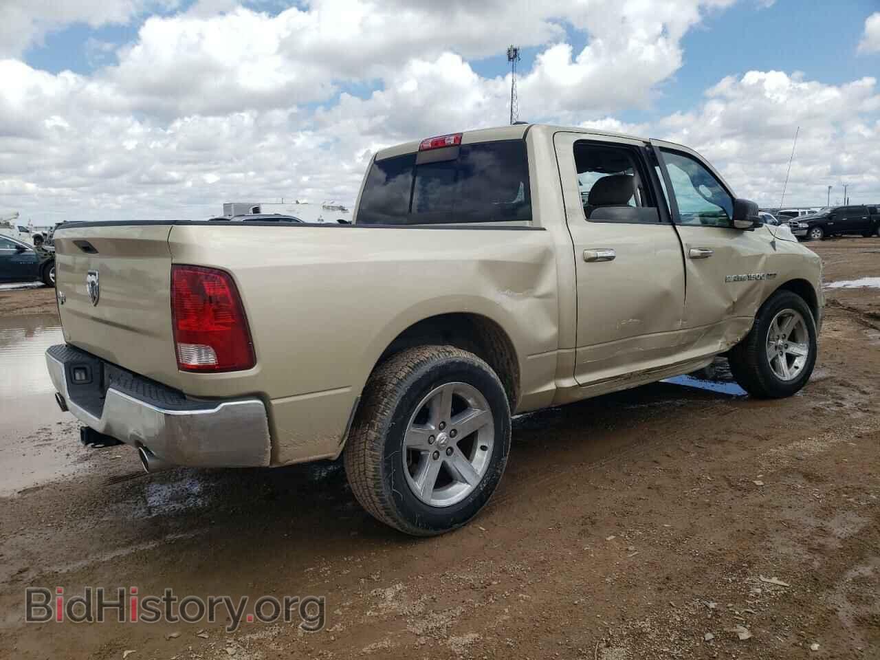 2011 DODGE All Models - VIN: 1D7RB1CTXBS637696 - Фото 3