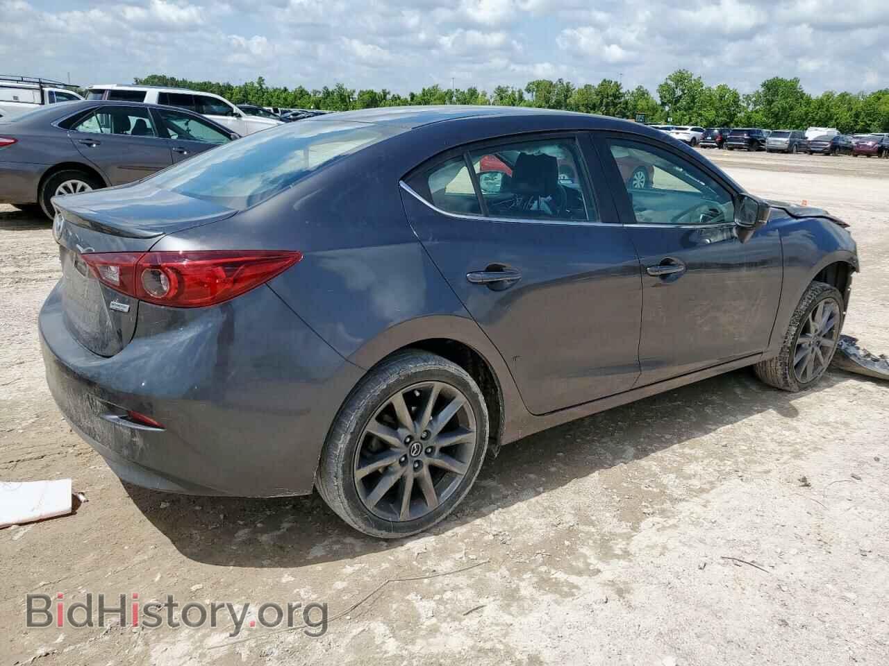 2018 MAZDA 3 - VIN: 3MZBN1V38JM274318 - Фото 3