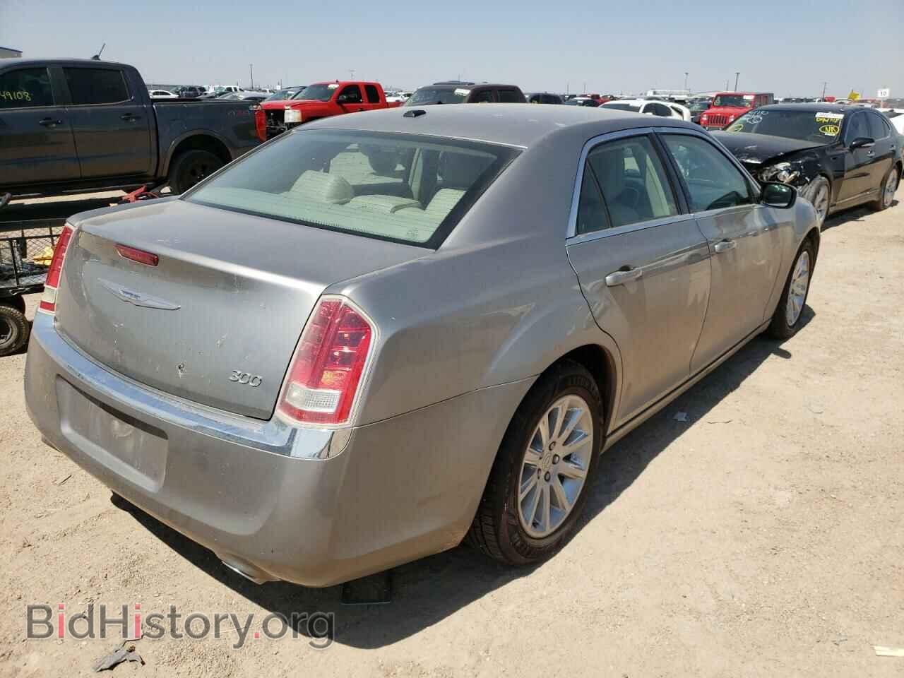 2014 CHRYSLER 300 - VIN: 2C3CCAAG1EH301616 - Фото 4