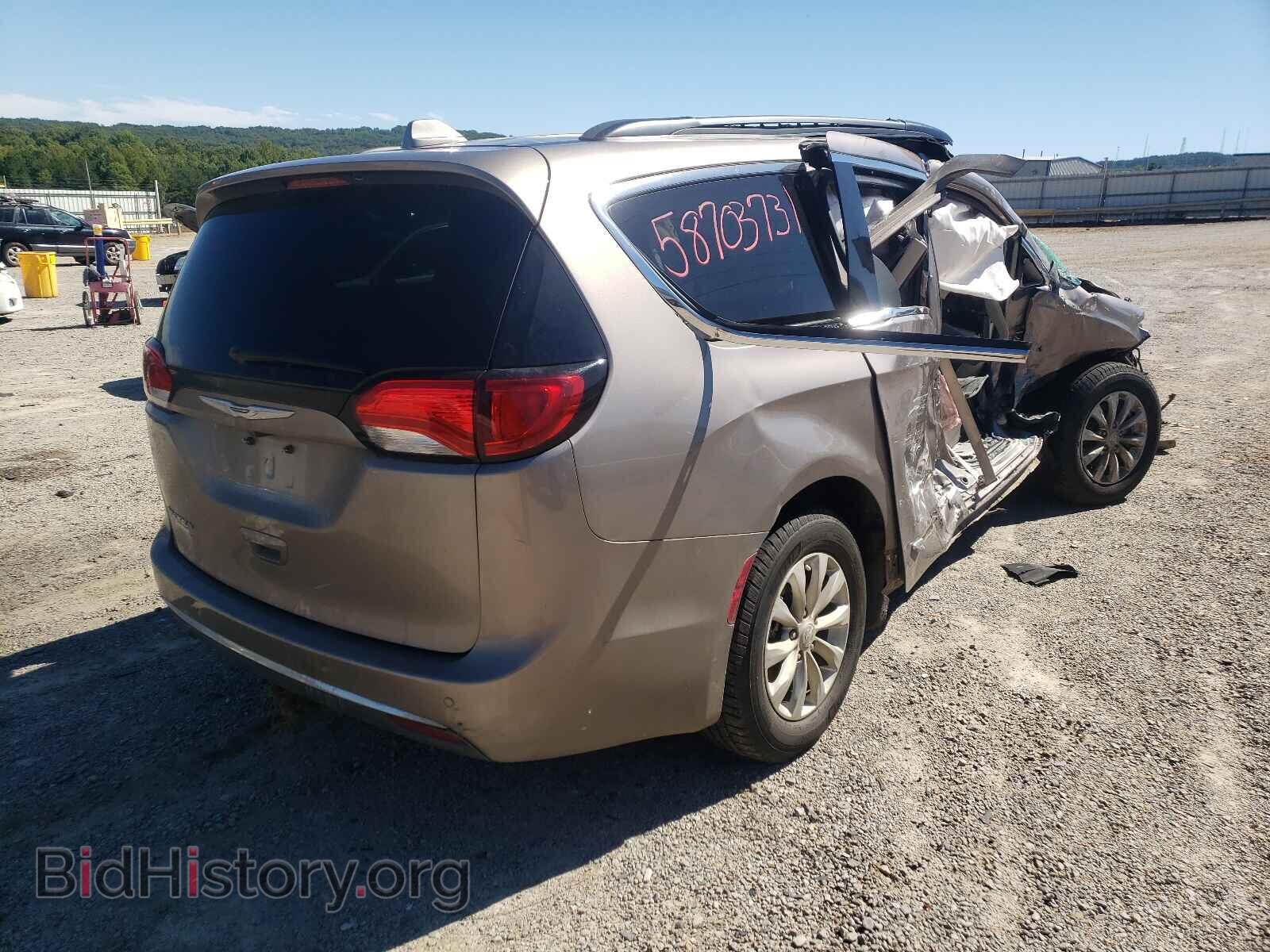2017 CHRYSLER PACIFICA - VIN: 2C4RC1BG2HR823187 - Фото 4