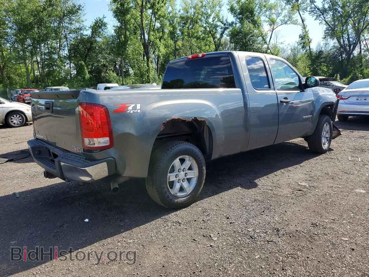 2011 GMC SIERRA - VIN: 1GTR2VE30BZ286805 - Фото 3