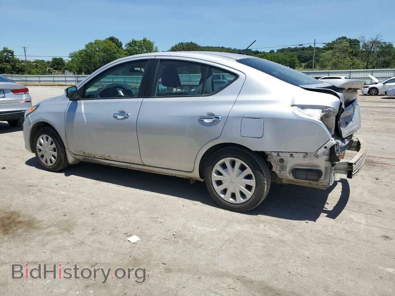 2019 NISSAN VERSA - VIN: 3N1CN7AP3KL879957 - Photo 2