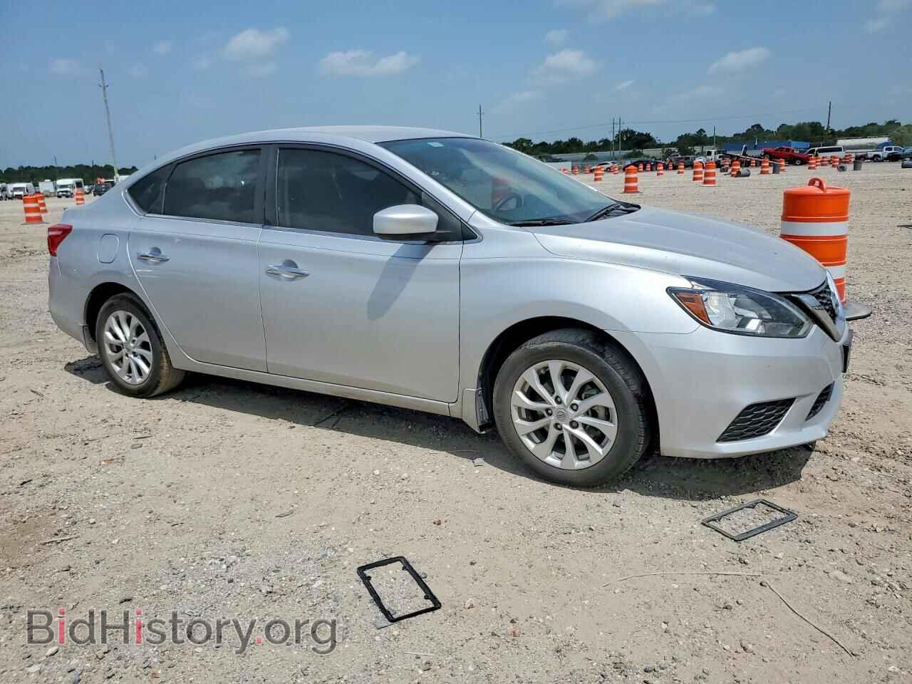 2019 NISSAN SENTRA - VIN: 3N1AB7AP1KY225719 - Фото 4