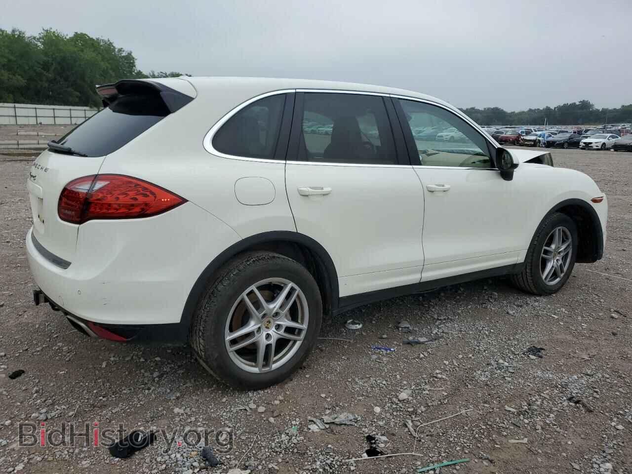 2011 PORSCHE CAYENNE - VIN: WP1AB2A26BLA43543 - Photo 3