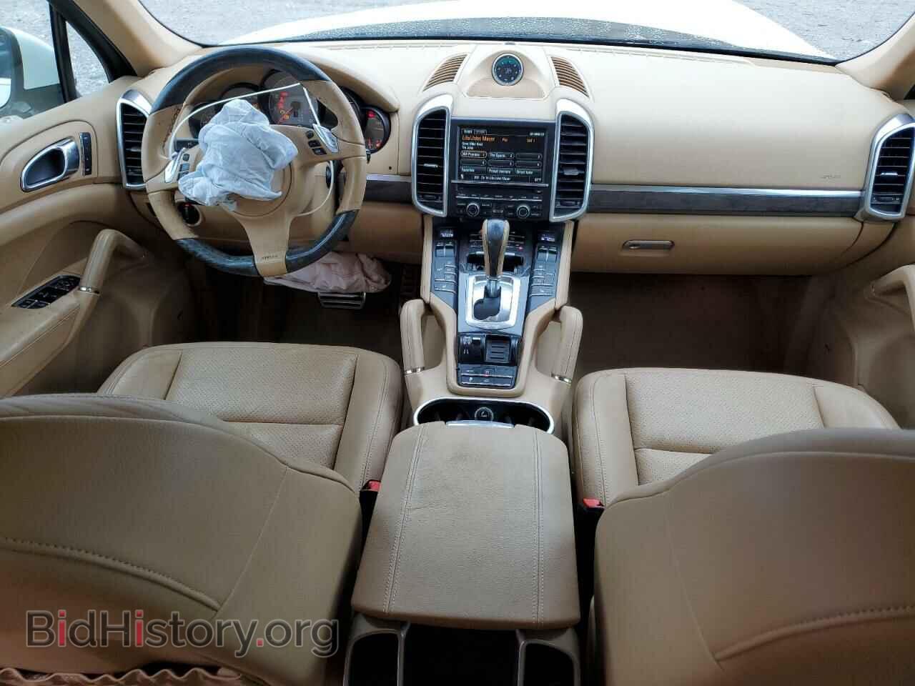 2011 PORSCHE CAYENNE - VIN: WP1AB2A26BLA43543 - Photo 8