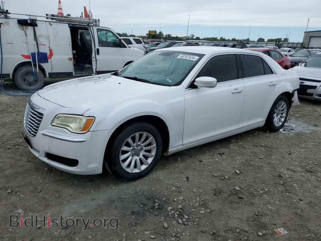 Фотография 2C3CCAAG7DH632442 - CHRYSLER 300 2013