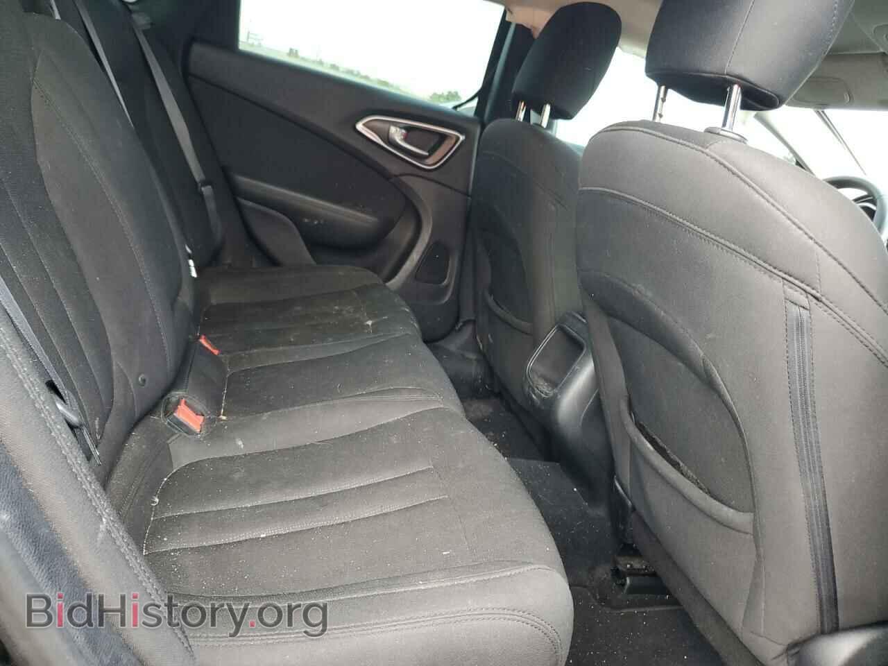 2016 CHRYSLER 200 - VIN: 1C3CCCABXGN167649 - Фото 10