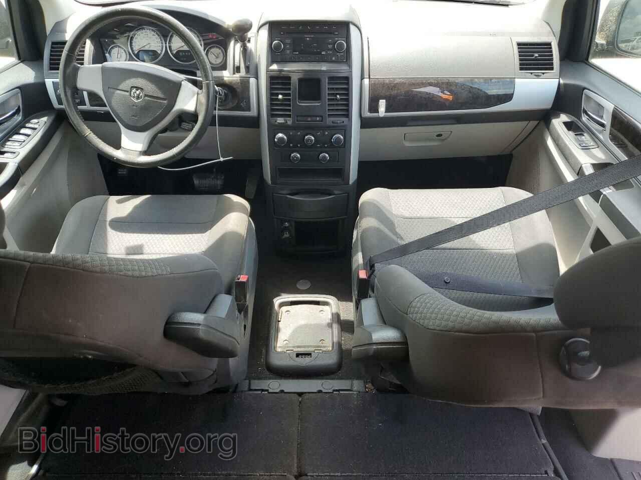 2010 DODGE CARAVAN - VIN: 2D4RN5D13AR453399 - Photo 8