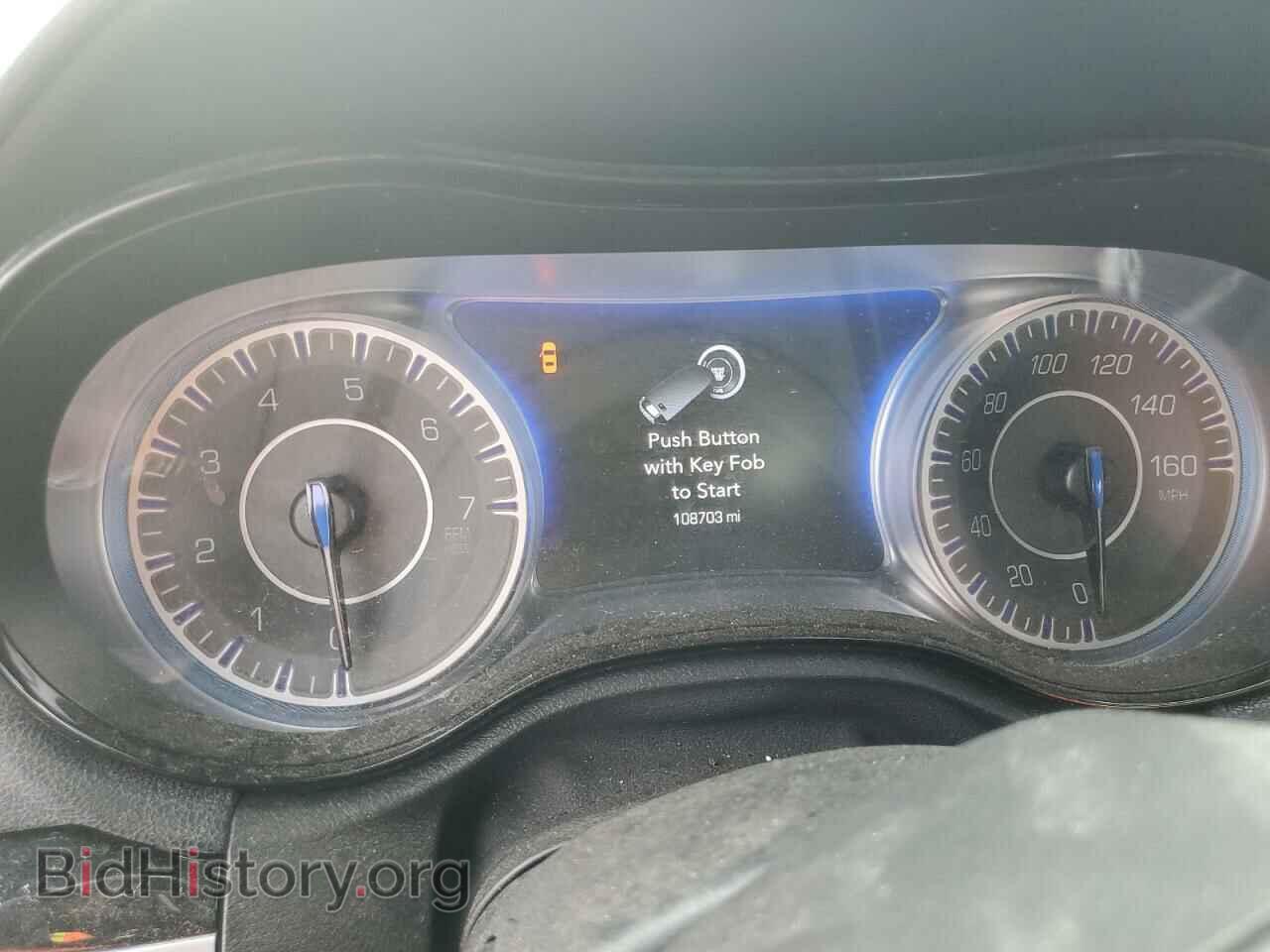 2017 CHRYSLER 300 - VIN: 2C3CCABG8HH567802 - Фото 9