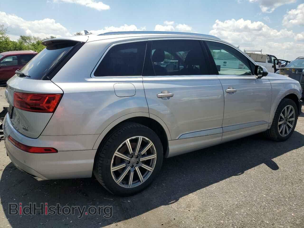 2018 AUDI Q7 - VIN: WA1VAAF71JD017682 - Фото 3