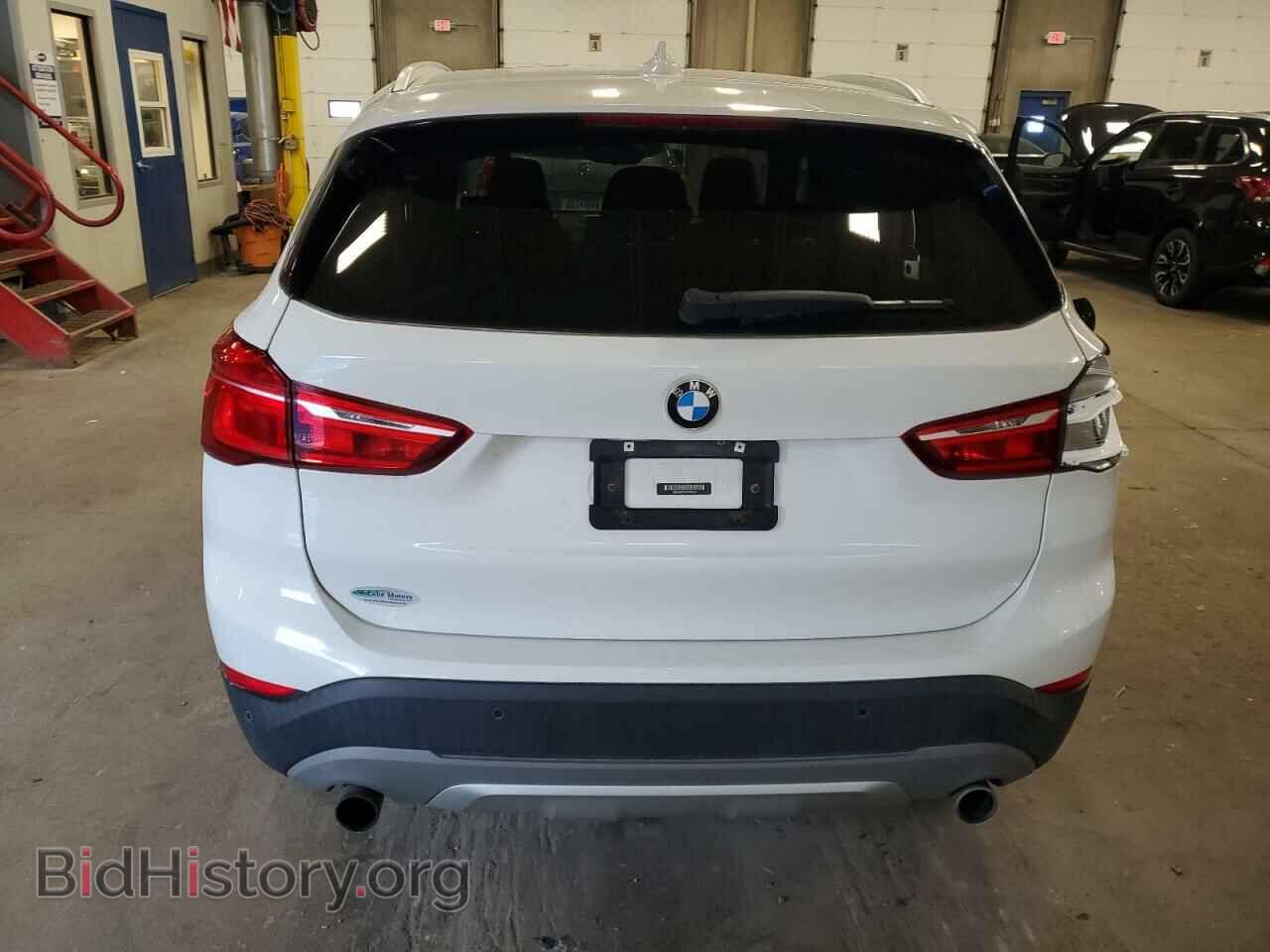 2017 BMW X1 - VIN: WBXHT3C3XH5F85563 - Фото 6
