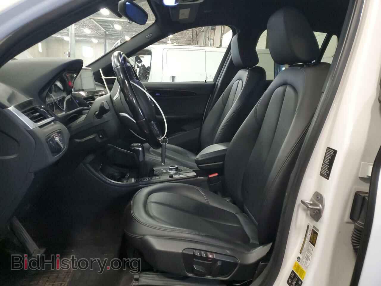 2017 BMW X1 - VIN: WBXHT3C3XH5F85563 - Фото 7