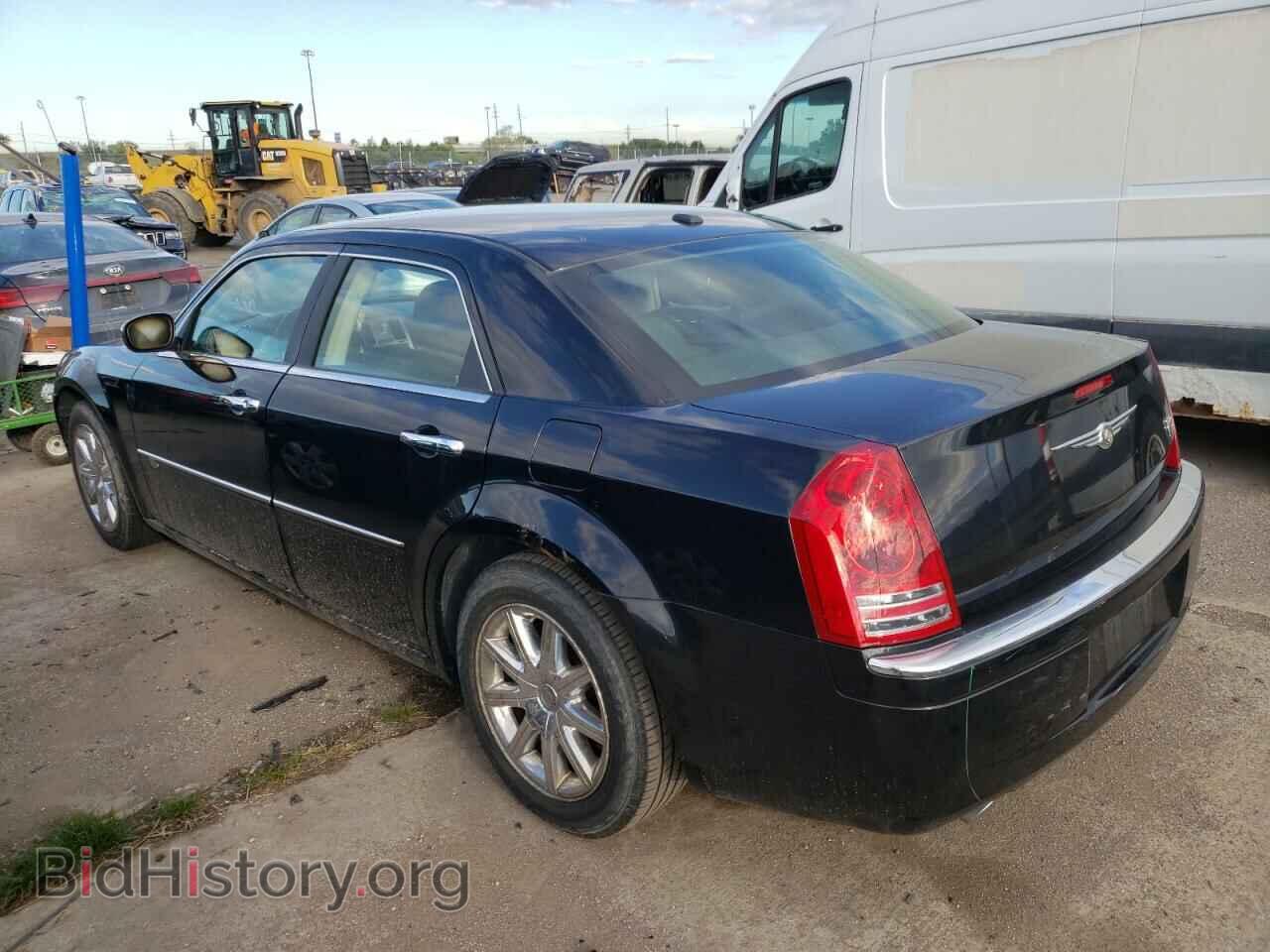 2009 CHRYSLER 300 - VIN: 2C3KA63T79H608660 - Фото 3