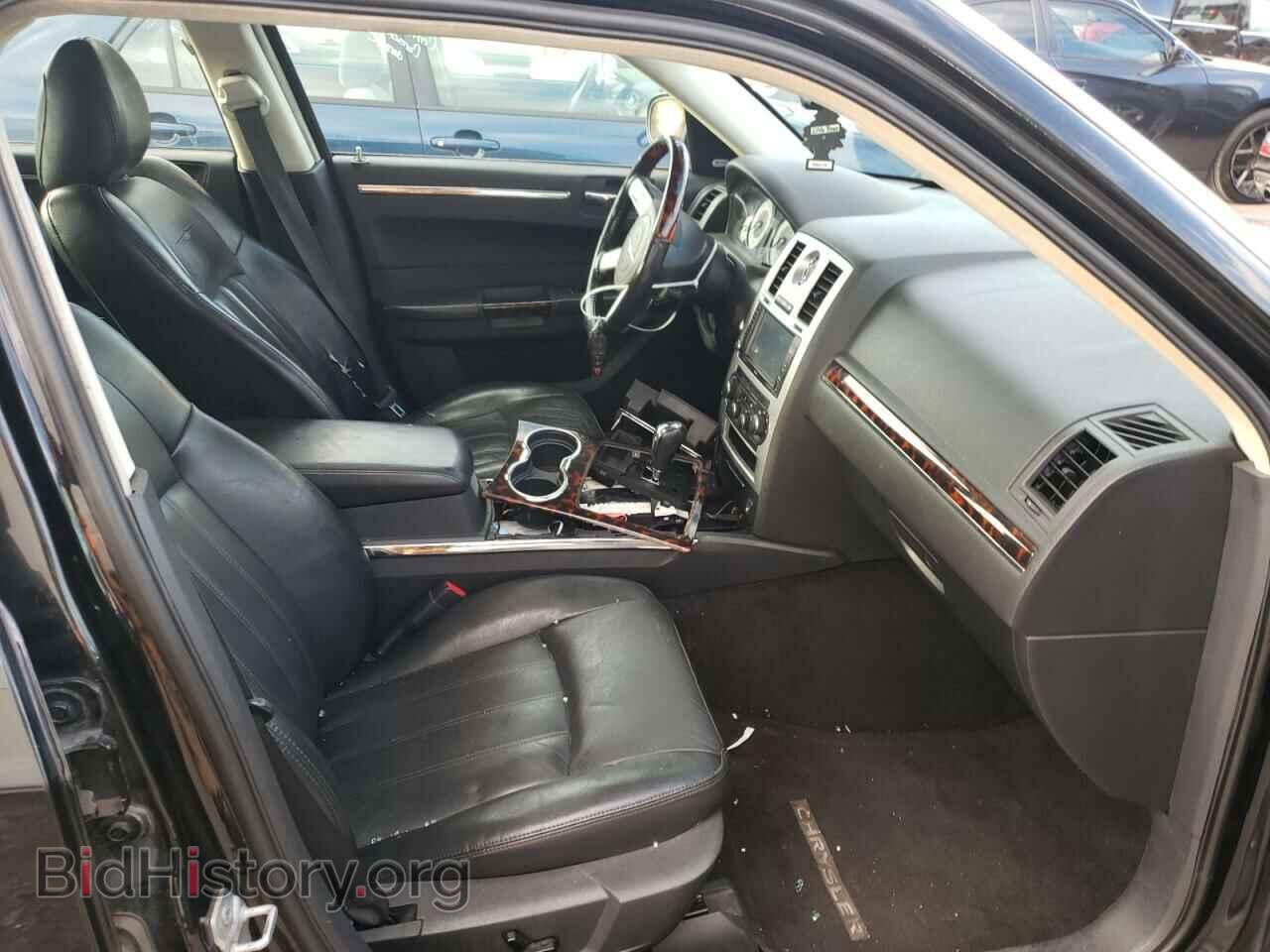 2009 CHRYSLER 300 - VIN: 2C3KA63T79H608660 - Фото 6
