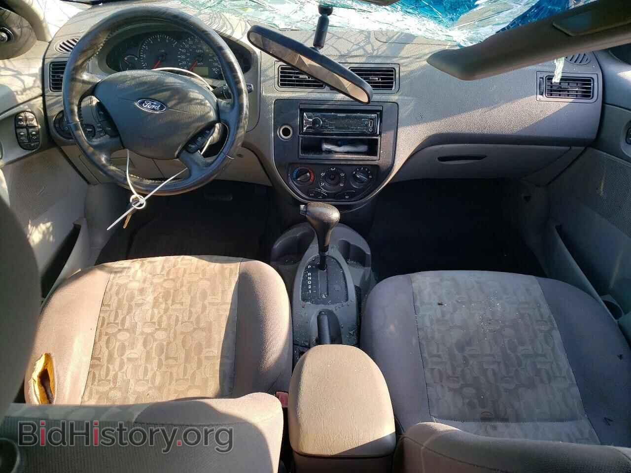 2005 FORD FOCUS - VIN: 1FAFP34N75W172372 - Фото 8